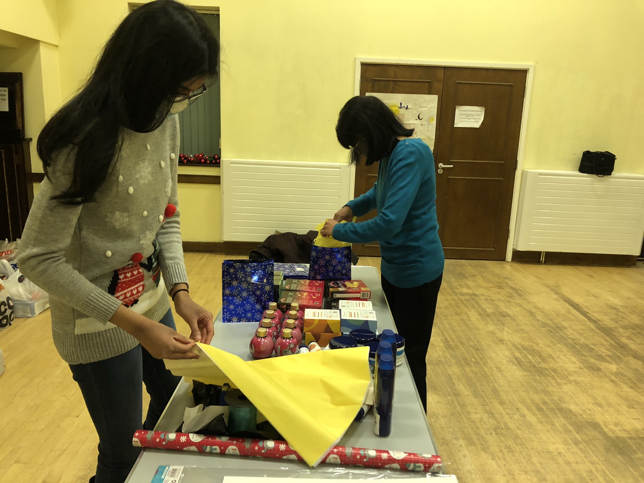 Wrapping the gifts for the Brackenbridge Care Home.